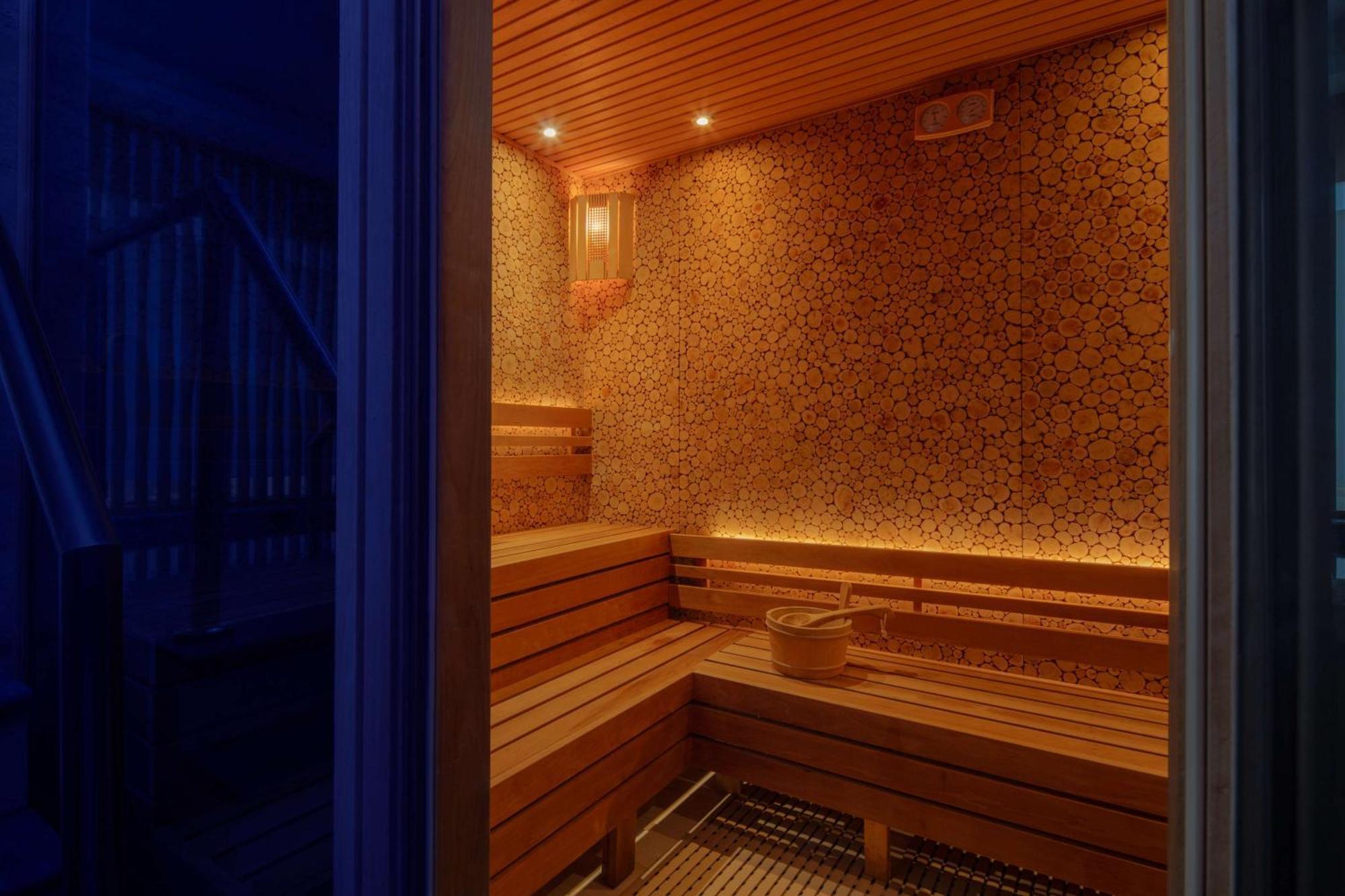 Hyatt Regency Riyadh Olaya Zewnętrze zdjęcie A modern Finnish sauna