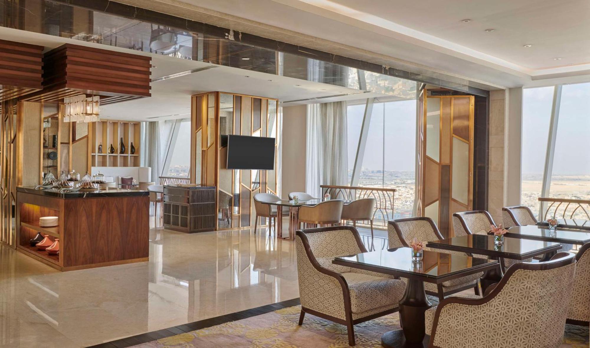 Hyatt Regency Riyadh Olaya Zewnętrze zdjęcie The Lounge at the 88th floor